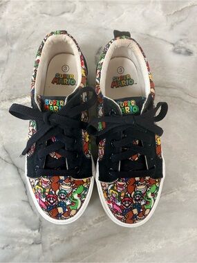 Nintendo Super Mario Print Lace Up Shoes | Kids Size 3